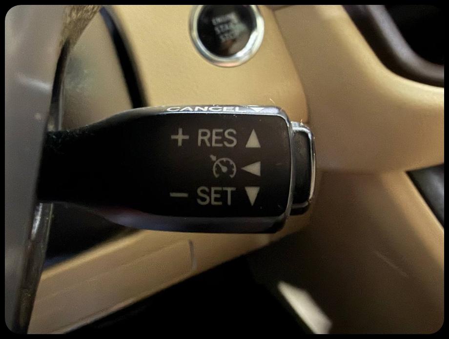 Toyota Highlander XLE AWD V6 2016