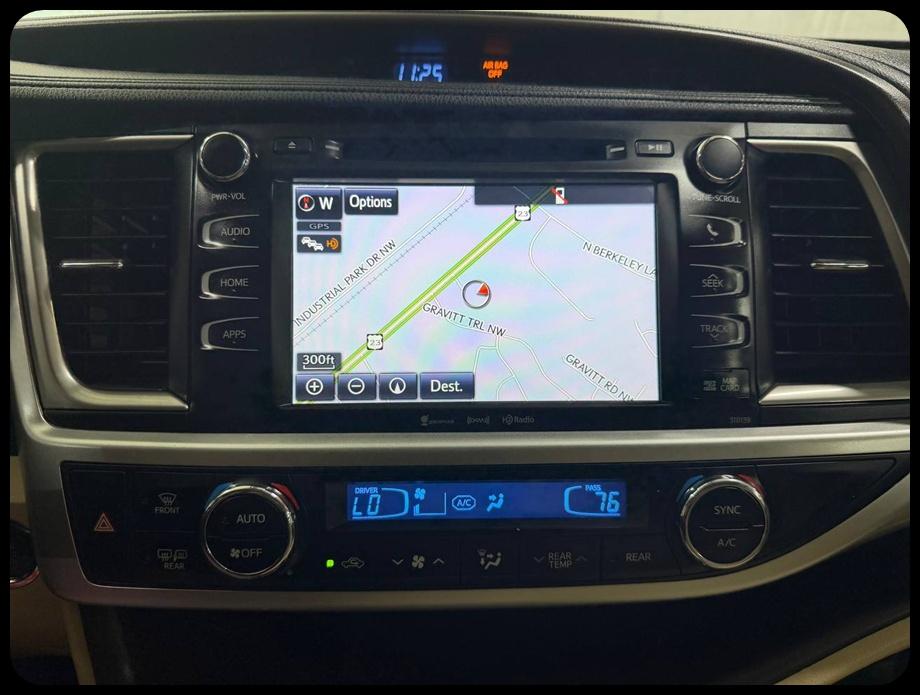 Toyota Highlander XLE AWD V6 2016
