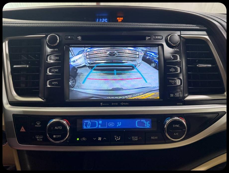 Toyota Highlander XLE AWD V6 2016