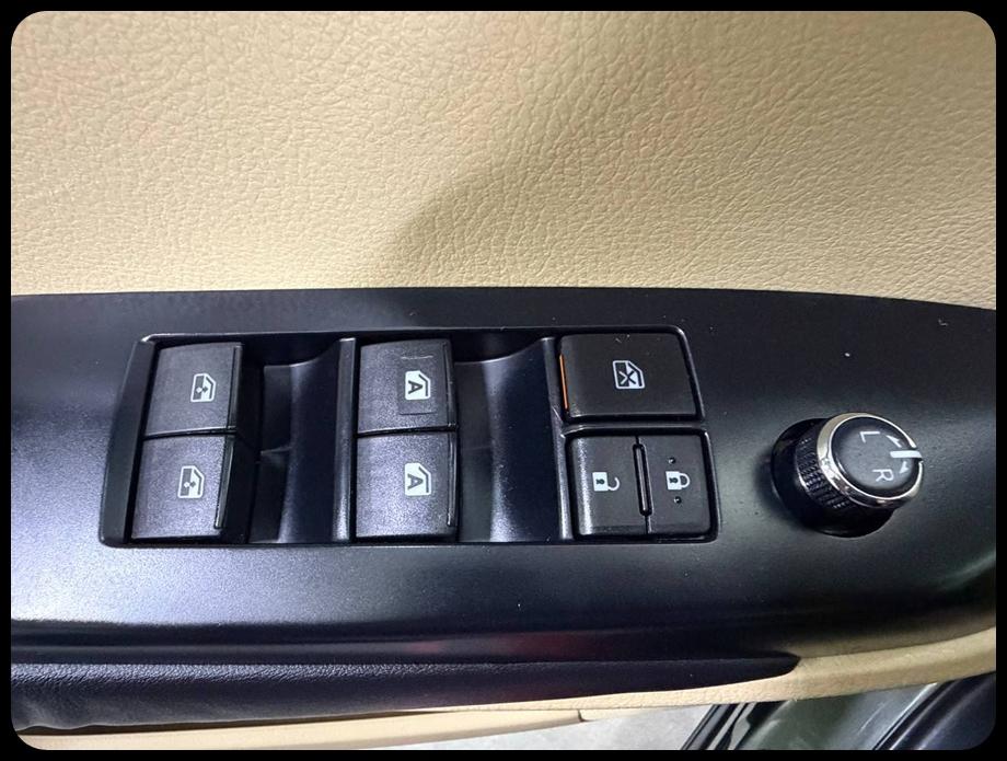 Toyota Highlander XLE AWD V6 2016
