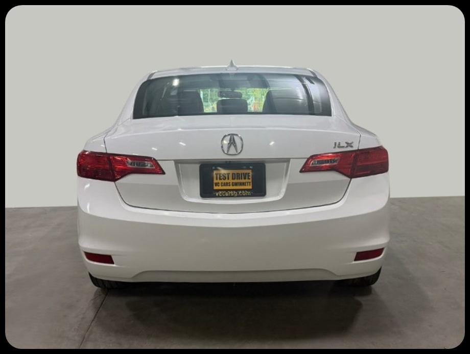 Acura ILX 5-Spd AT 2015