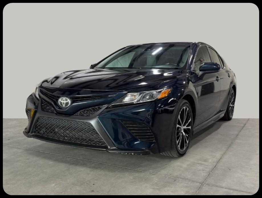 Toyota Camry SE 2018