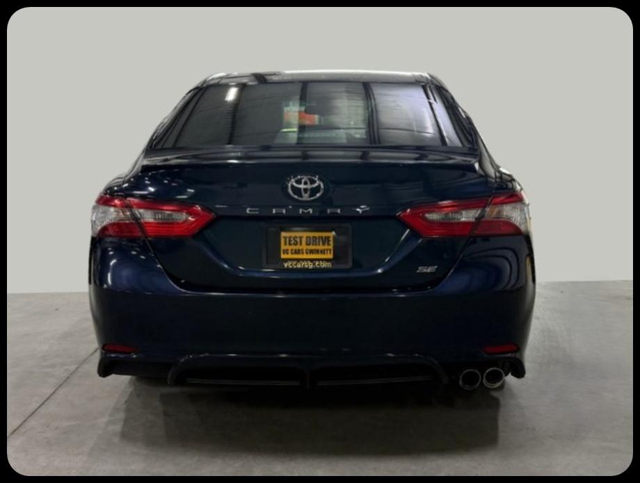 Toyota Camry SE 2018