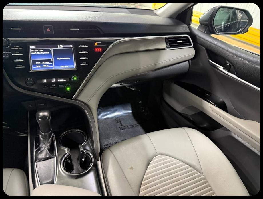 Toyota Camry SE 2018