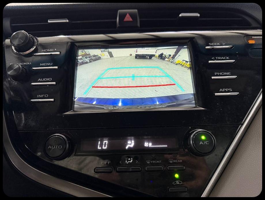 Toyota Camry SE 2018