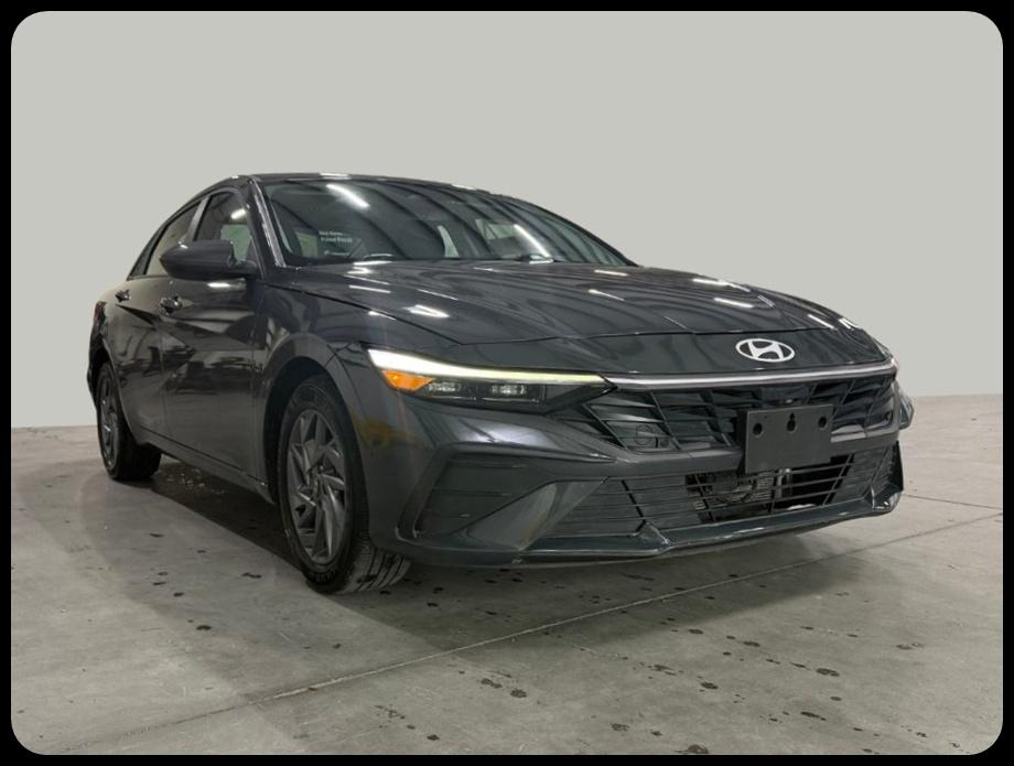 Hyundai Elantra Hybrid Blue 2025