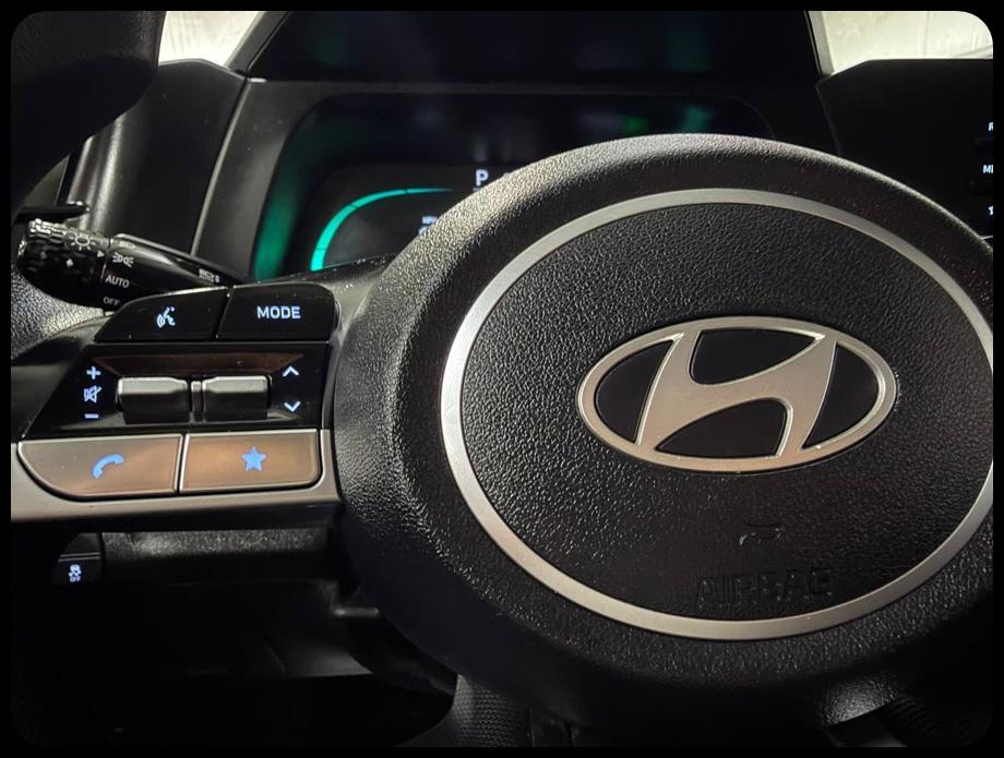 Hyundai Elantra Hybrid Blue 2025