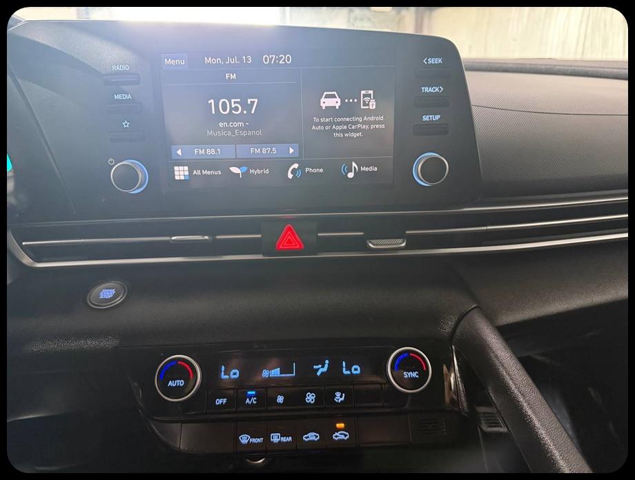 Hyundai Elantra Hybrid Blue 2025