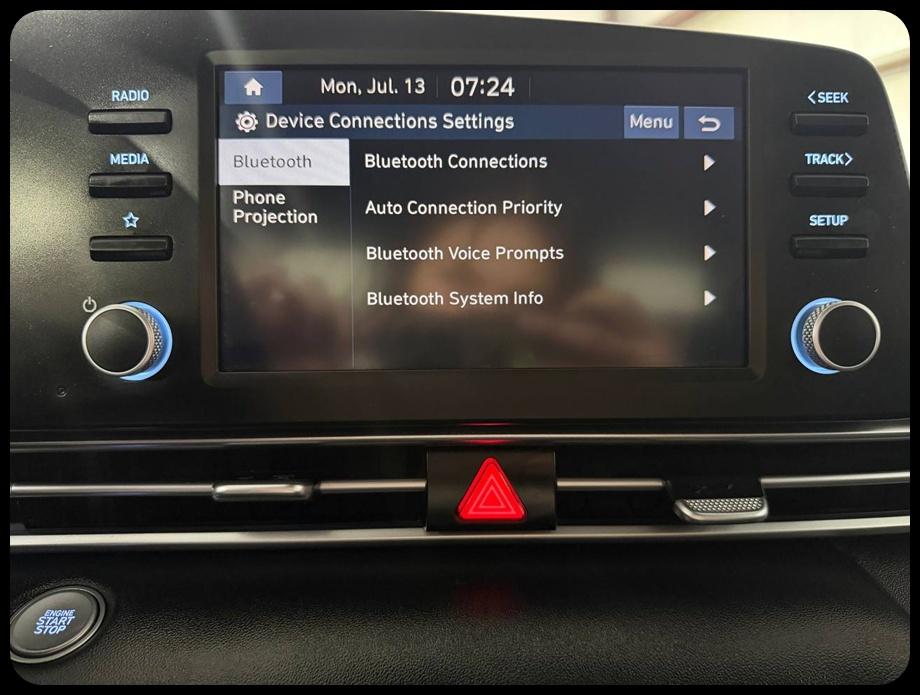 Hyundai Elantra Hybrid Blue 2025