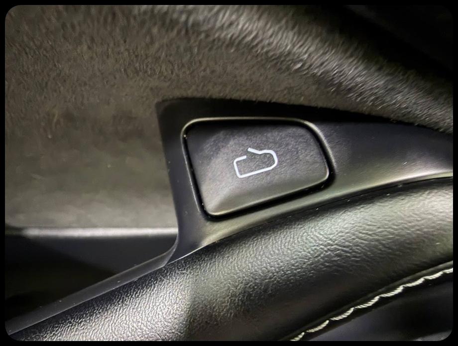 Tesla Model Y Long Range 2023