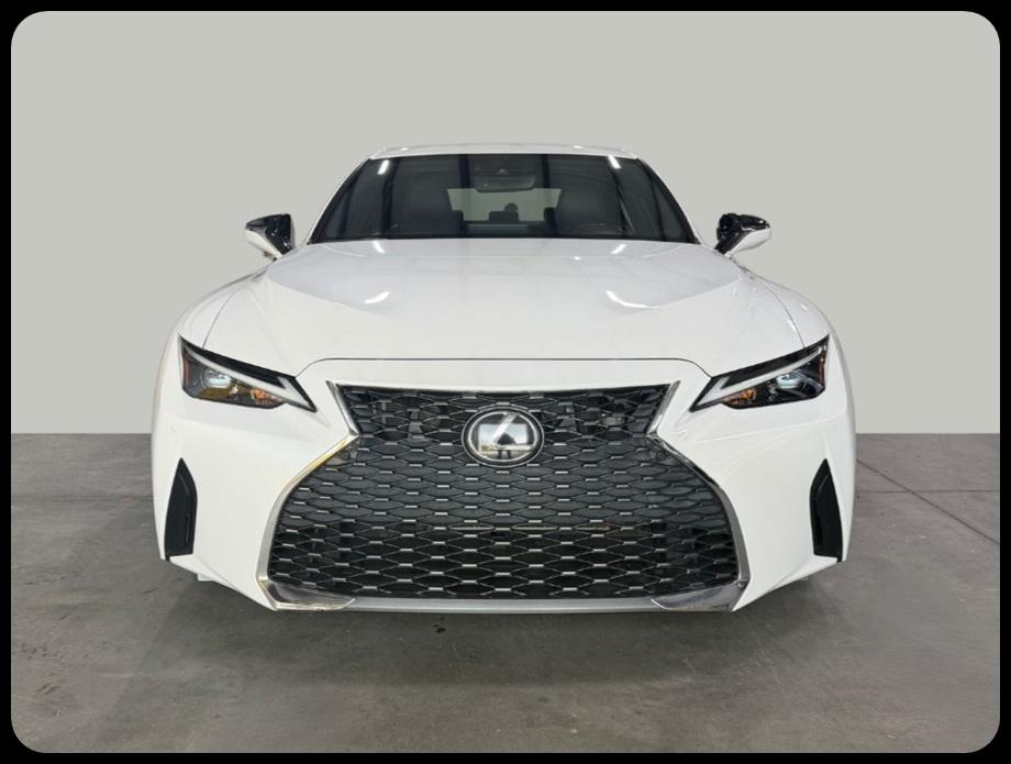 Lexus IS 300 RWD 2022