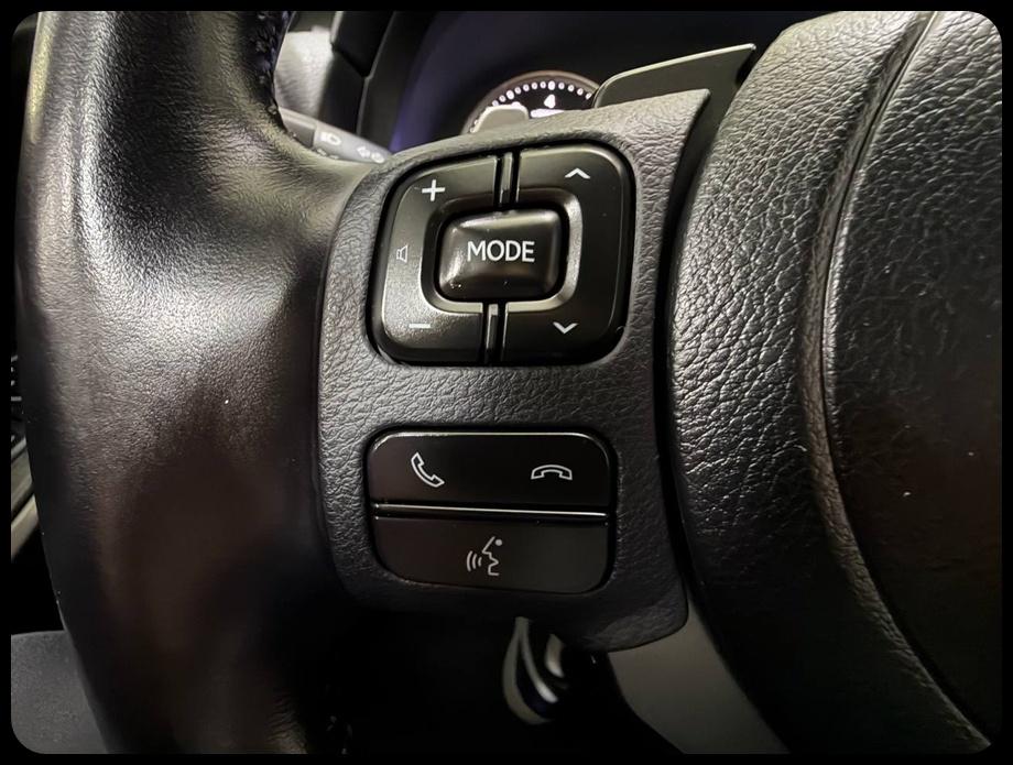 Lexus IS 300 RWD 2022