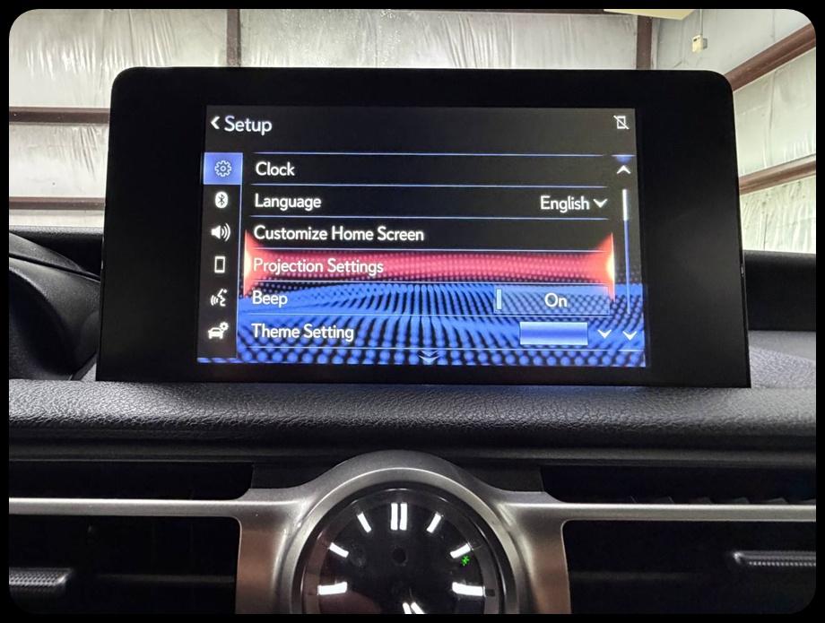 Lexus IS 300 RWD 2022