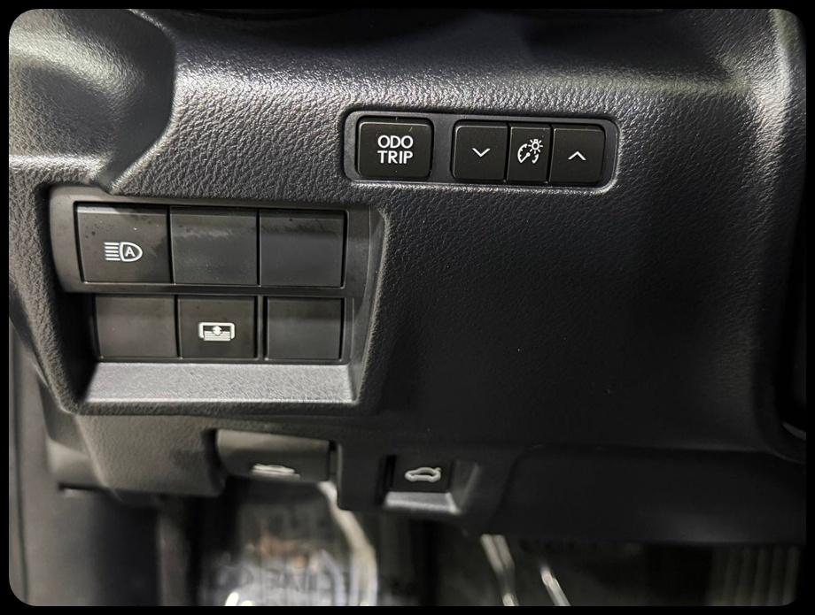 Lexus IS 300 RWD 2022