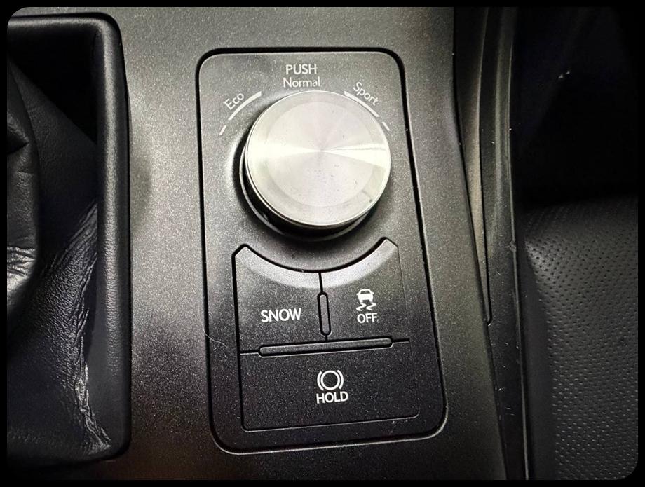 Lexus IS 300 RWD 2022
