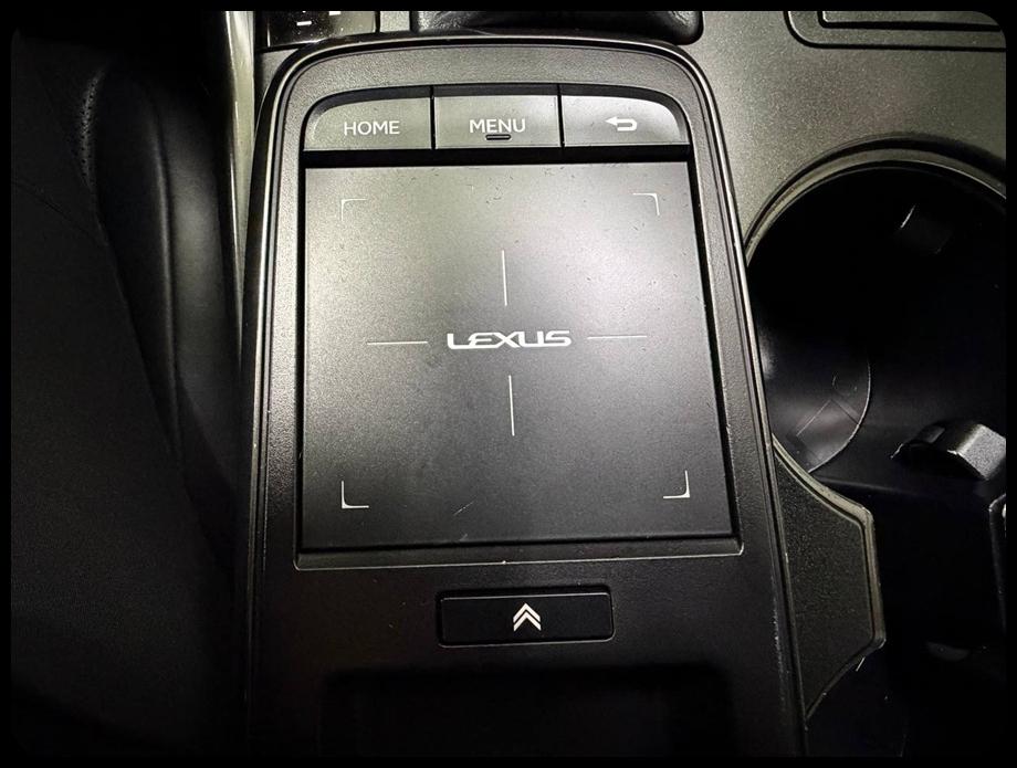 Lexus IS 300 RWD 2022