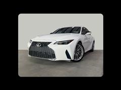 2022 Lexus IS 