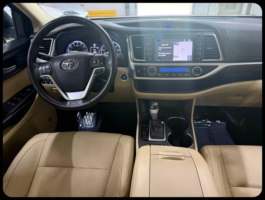 Toyota Highlander Limited FWD V6 2015