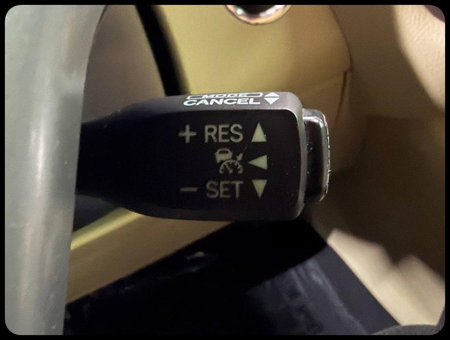 Toyota Highlander Limited FWD V6 2015
