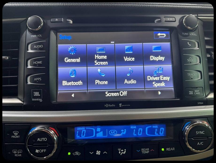 Toyota Highlander Limited FWD V6 2015