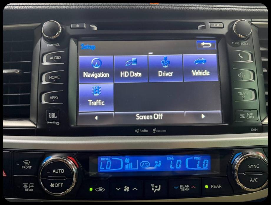 Toyota Highlander Limited FWD V6 2015