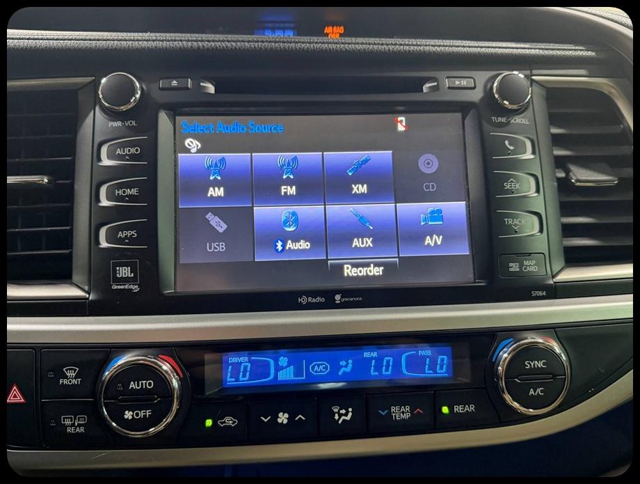 Toyota Highlander Limited FWD V6 2015