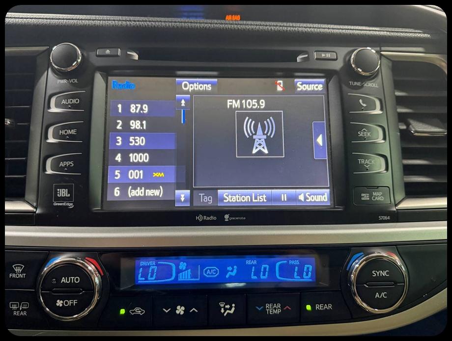 Toyota Highlander Limited FWD V6 2015