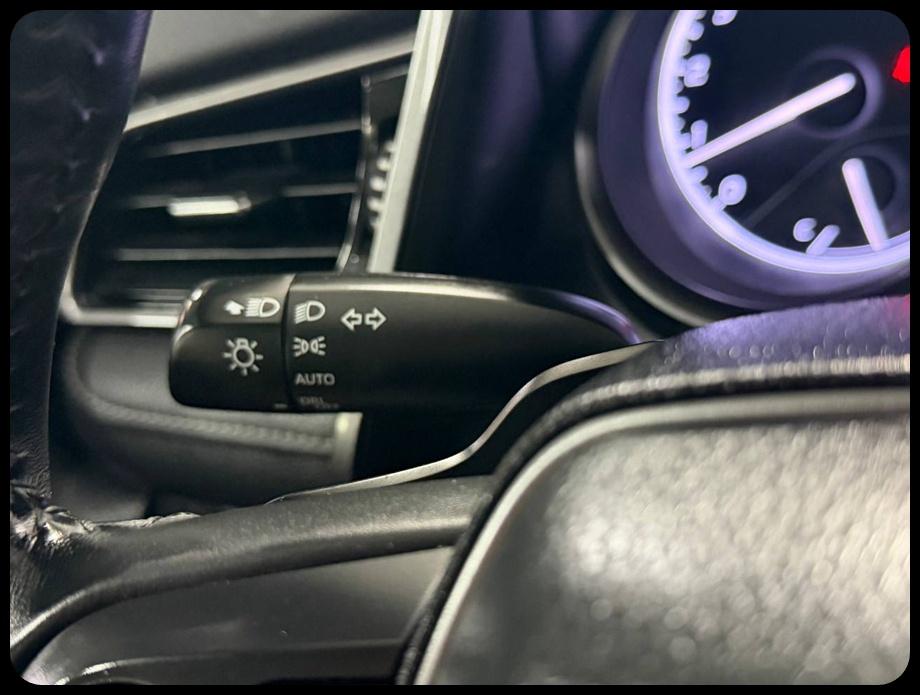 Toyota Camry SE 2023