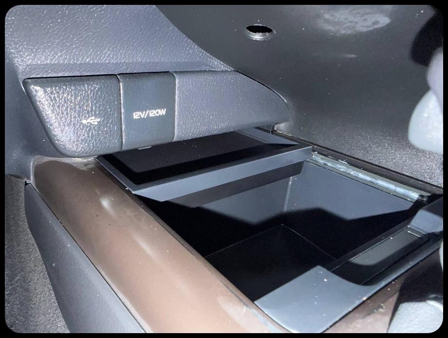 Toyota Camry SE 2023