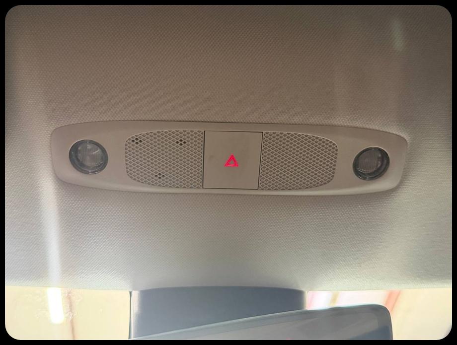 Tesla Model 3  2021