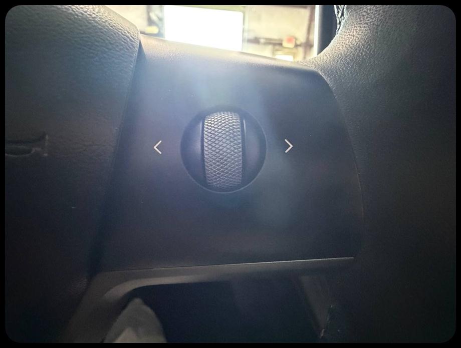 Tesla Model 3  2021