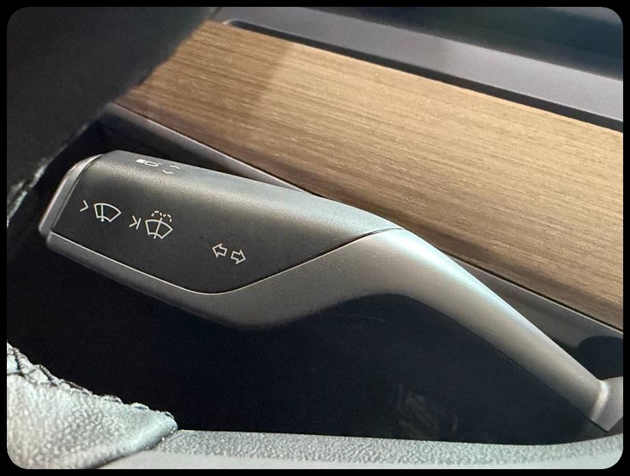 Tesla Model 3  2021