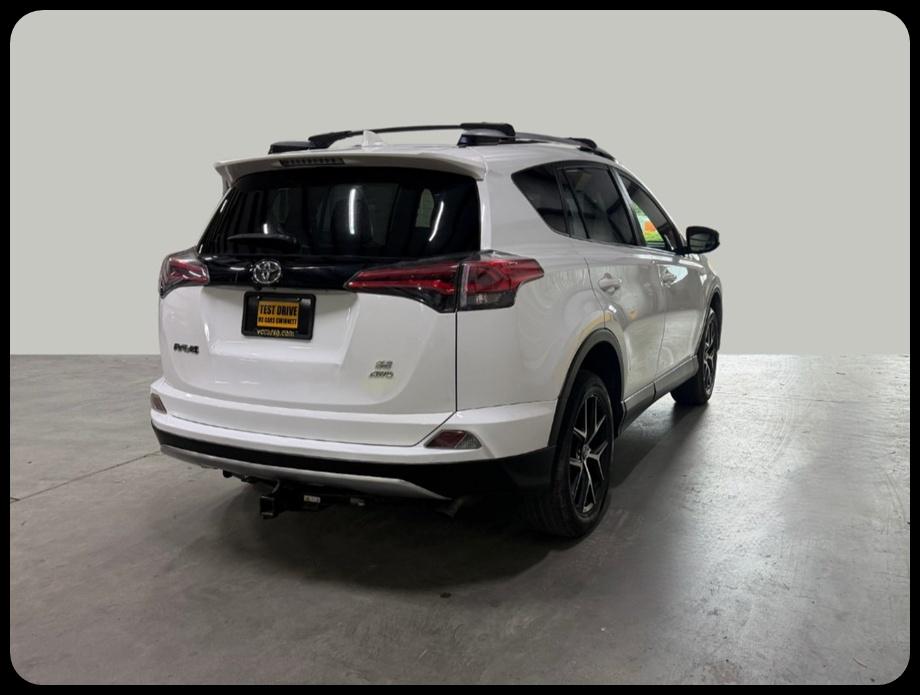 Toyota RAV4 SE 4WD 2017