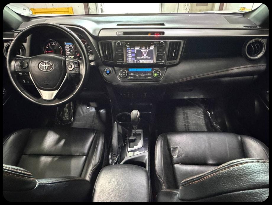 Toyota RAV4 SE 4WD 2017