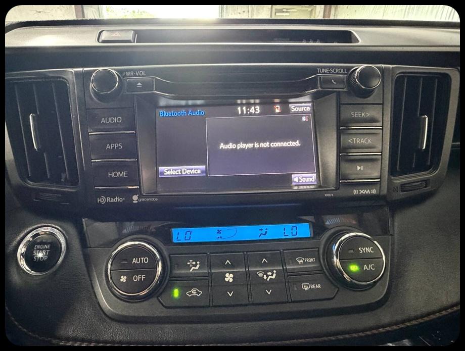 Toyota RAV4 SE 4WD 2017