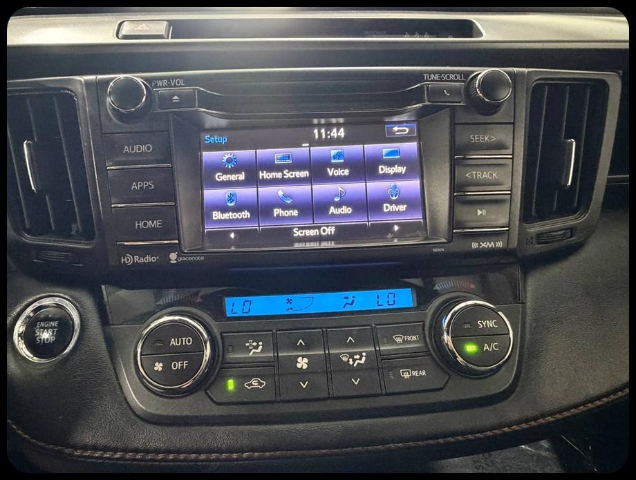 Toyota RAV4 SE 4WD 2017
