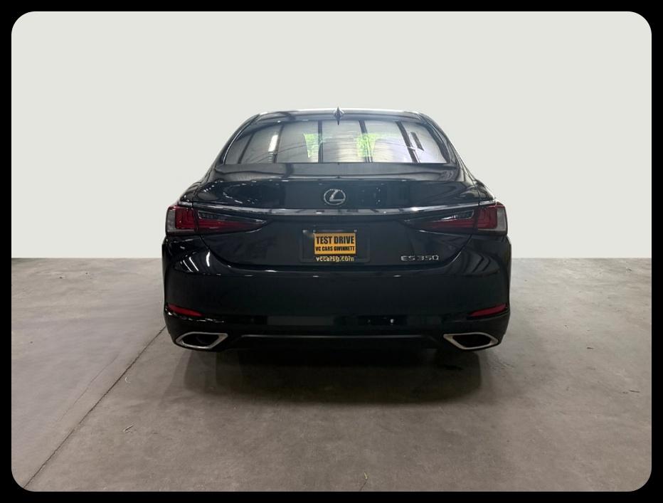 Lexus ES 350 Base 2022