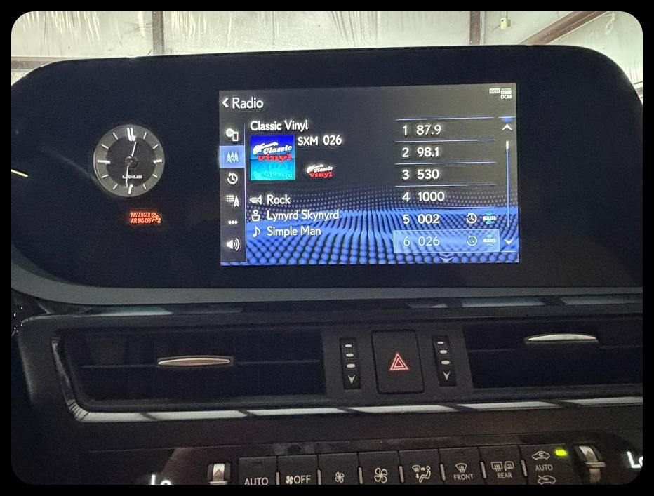 Lexus ES 350 Base 2022