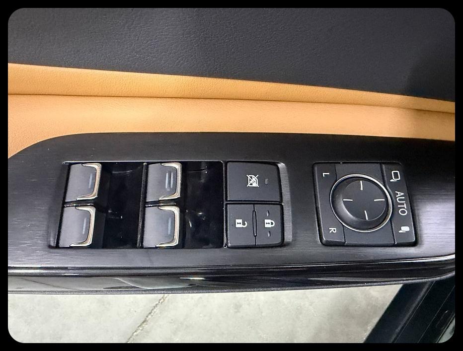 Lexus ES 350 Base 2022