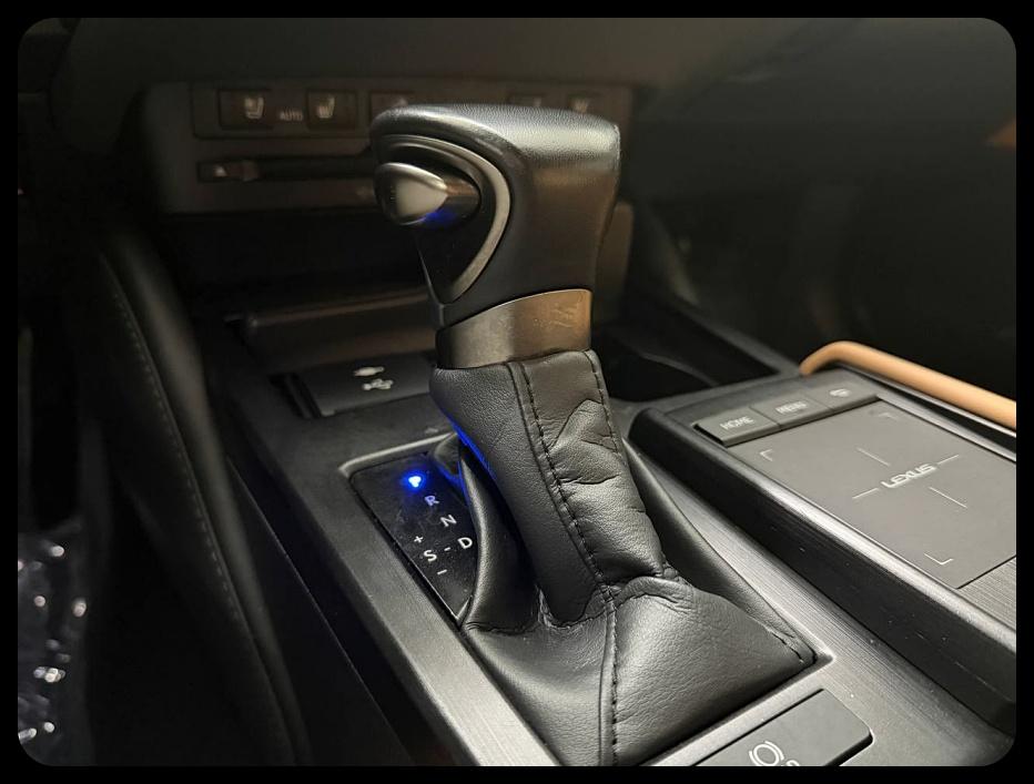 Lexus ES 350 Base 2022