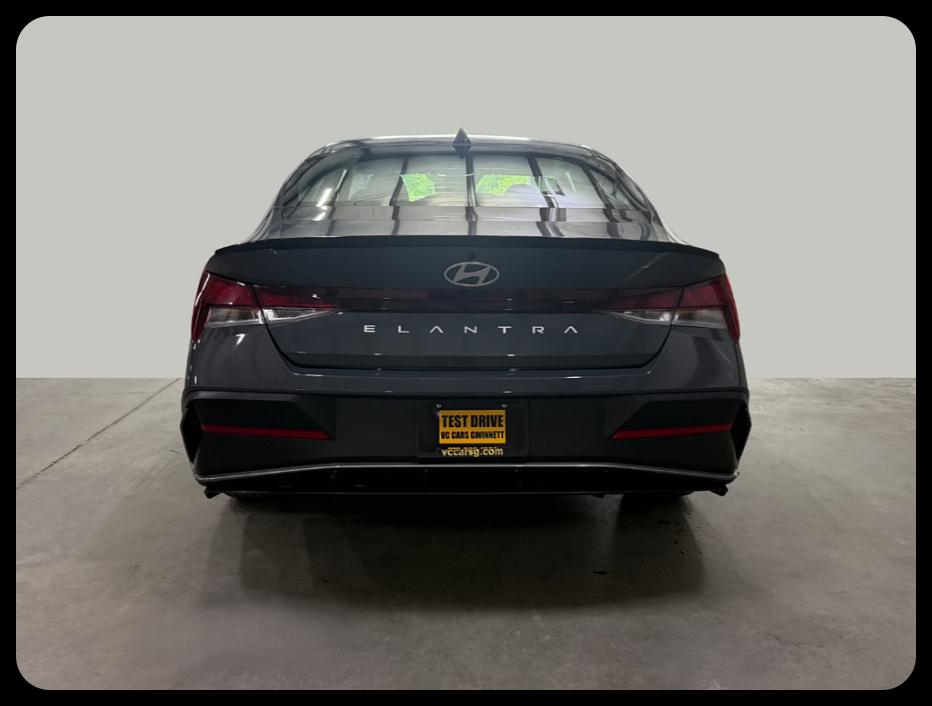 Hyundai Elantra SEL Sport 2025