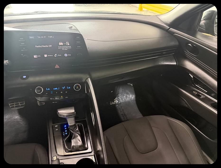 Hyundai Elantra SEL Sport 2025