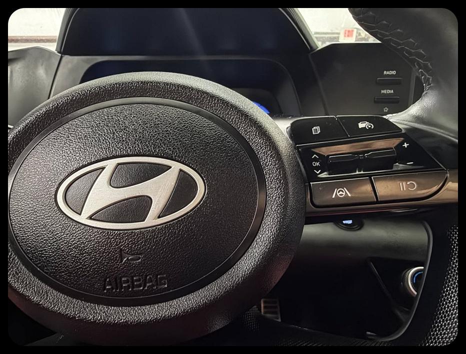 Hyundai Elantra SEL Sport 2025