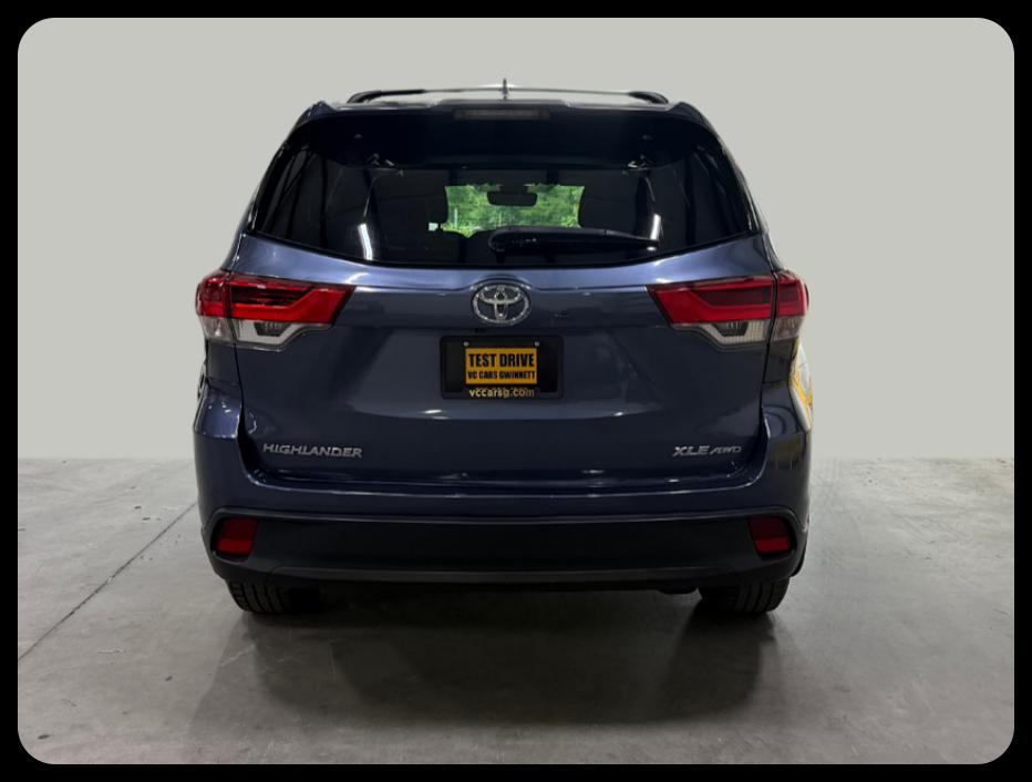 Toyota Highlander XLE AWD V6 2019