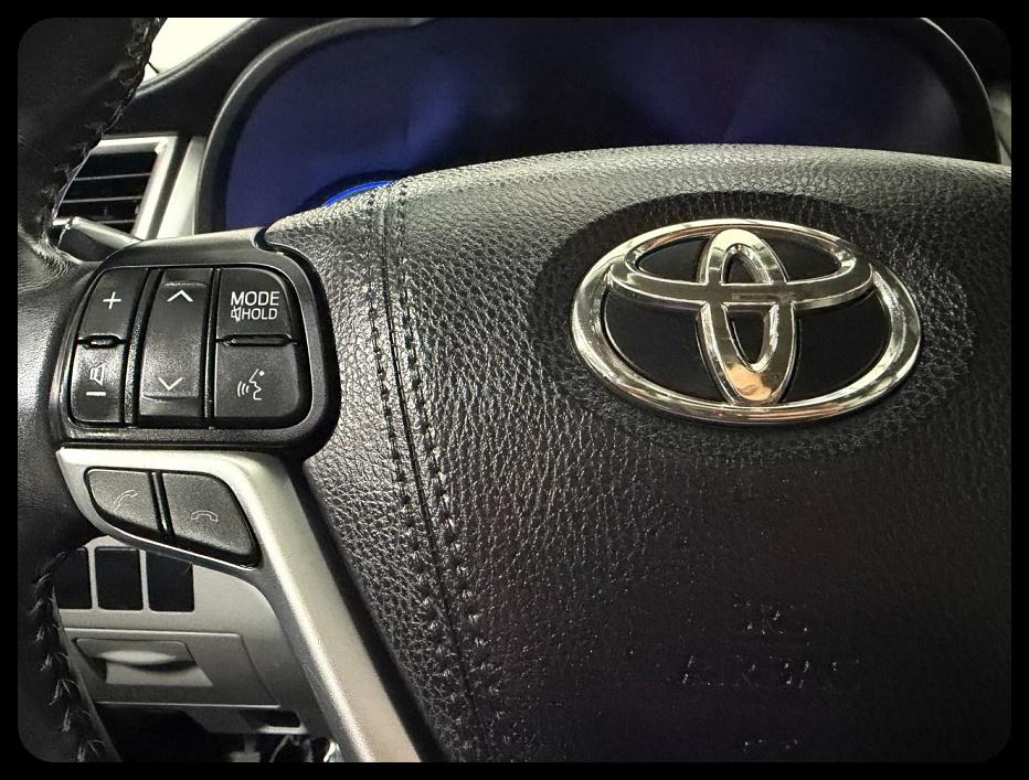 Toyota Highlander XLE AWD V6 2019