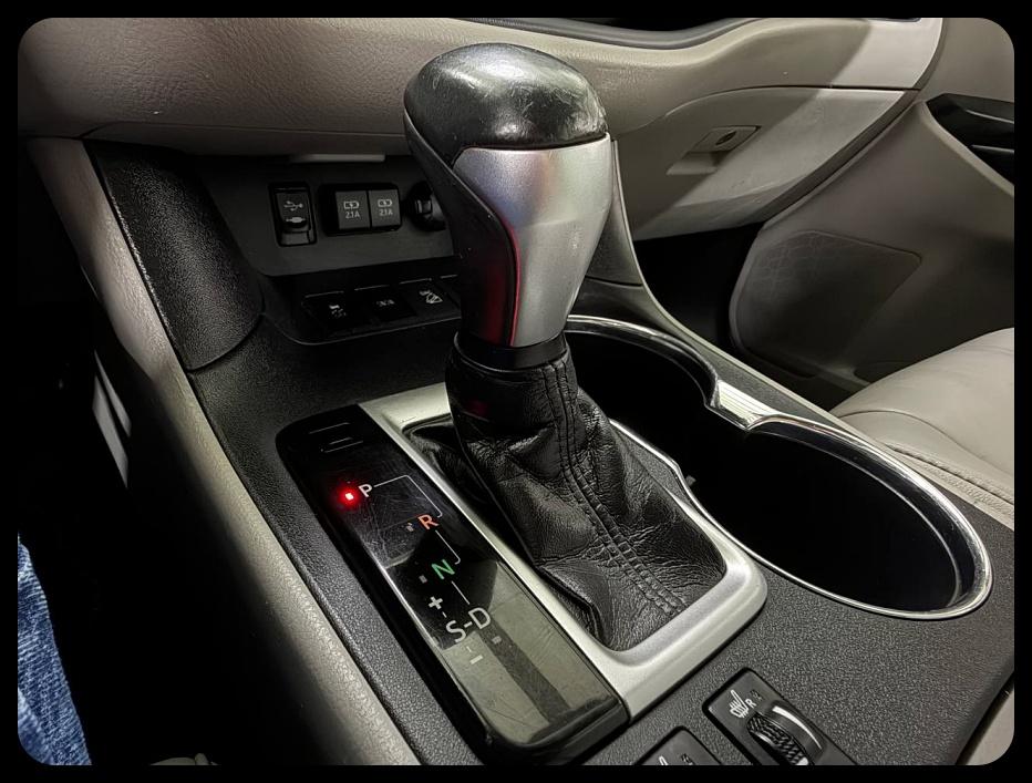 Toyota Highlander XLE AWD V6 2019