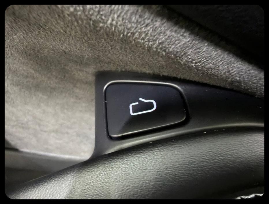 Tesla Model Y Long Range 2023