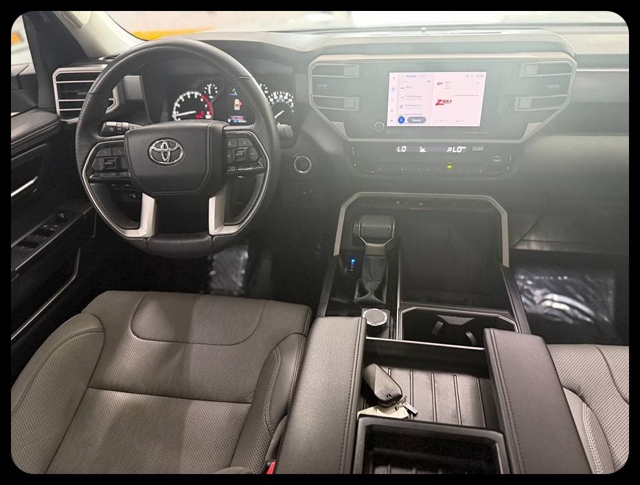 Toyota Tundra SR5 CrewMax 2WD 2024