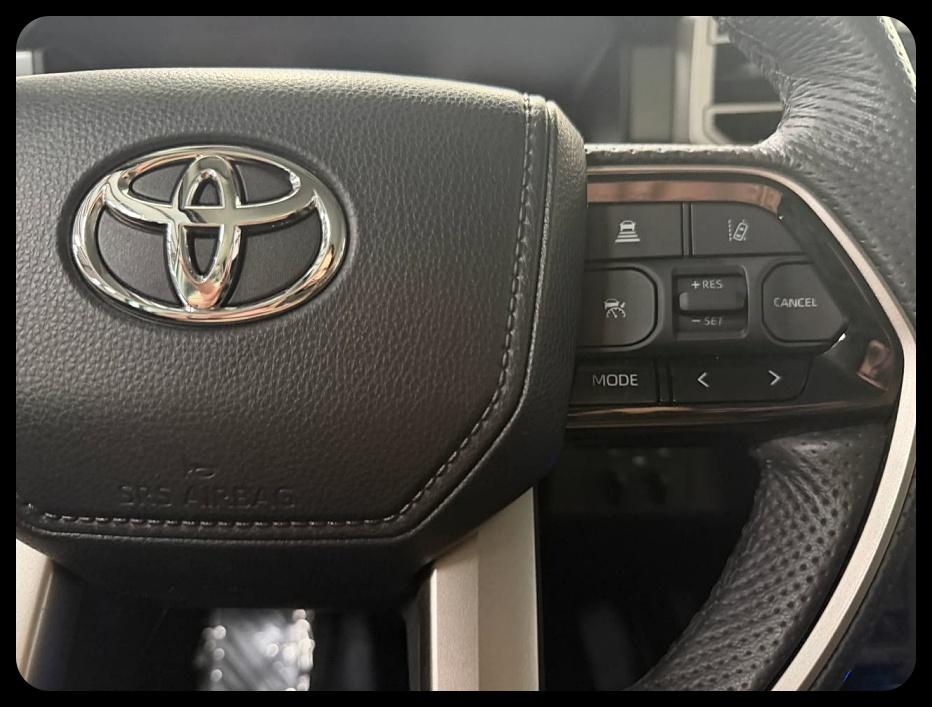 Toyota Tundra SR5 CrewMax 2WD 2024