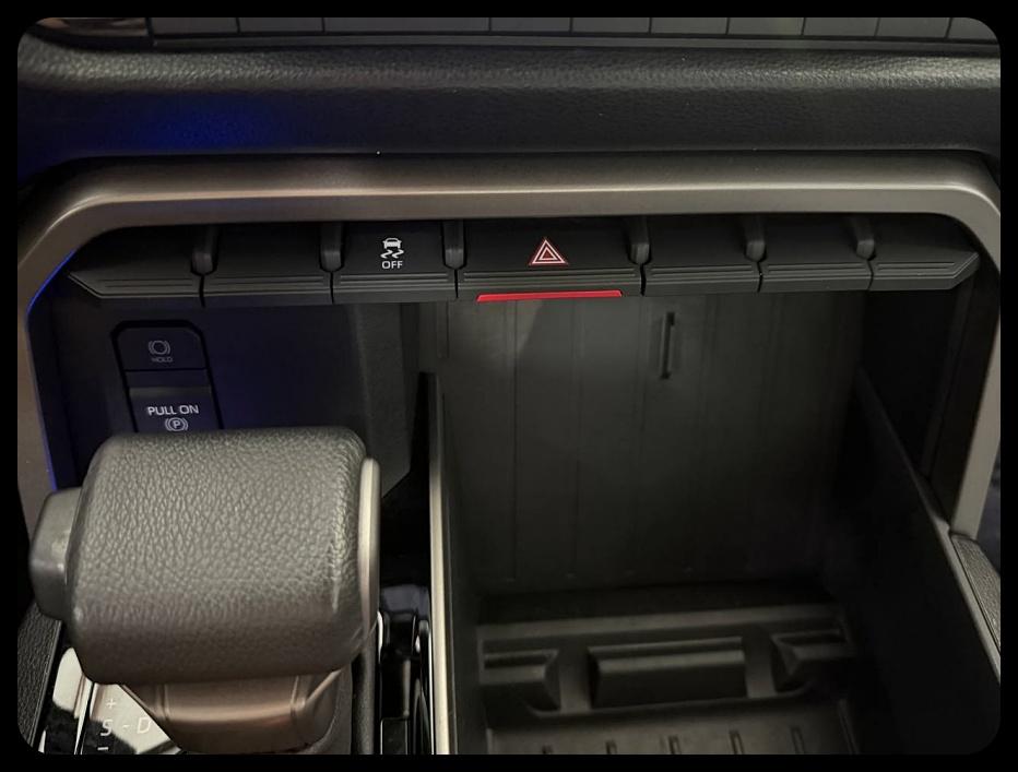 Toyota Tundra SR5 CrewMax 2WD 2024